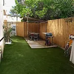 Apartment T2 Bord De Avec Grand Jardin