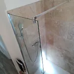 T2 Bord De Avec Grand Jardin Apartment *
