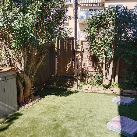 T2 Bord De Avec Grand Jardin Apartment *